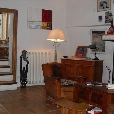 Chambre D'Hotes Les Bienvenus Lagrasse Exteriér fotografie